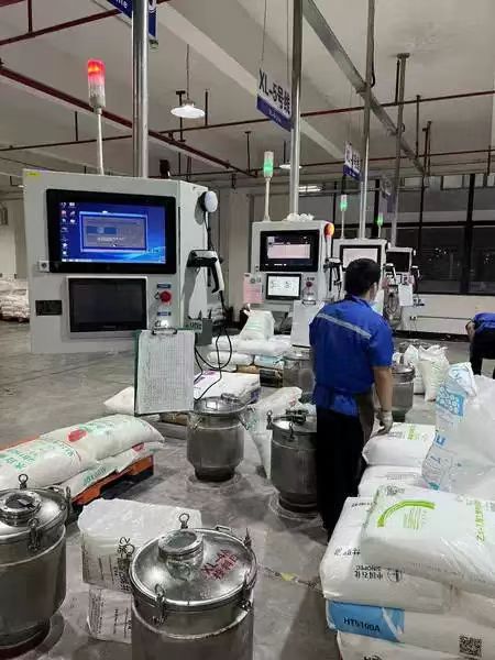 麻豆国产AV国片精品品牌（KIKIHU）工业触摸电脑平板在嵌入式机柜出色的稳定运行